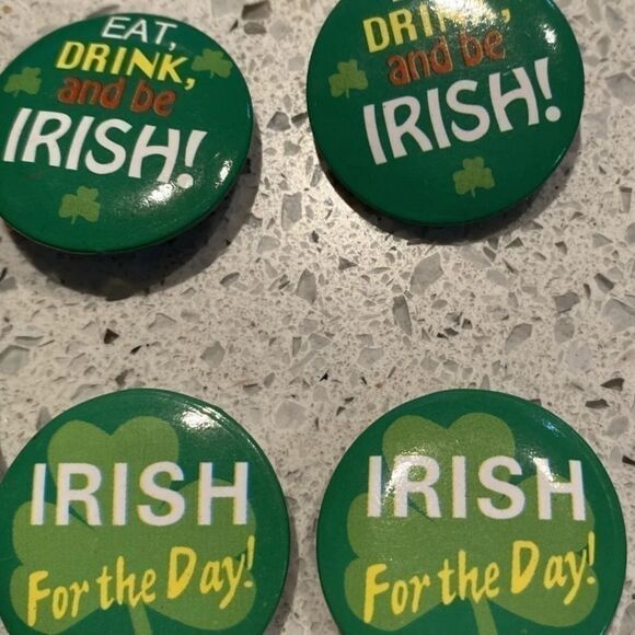 13 St. Patty’s Day Pins - mixed lot of small Irish Pins​ - Picture 4 of 5